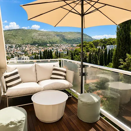 Duenjoy - Private Sauna, Balcony And Scenic Views *