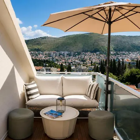 Daire Duenjoy - Private Sauna, Balcony And Scenic Views